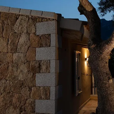 Borgo Dei Fiori - Homey Experience * Cugnana